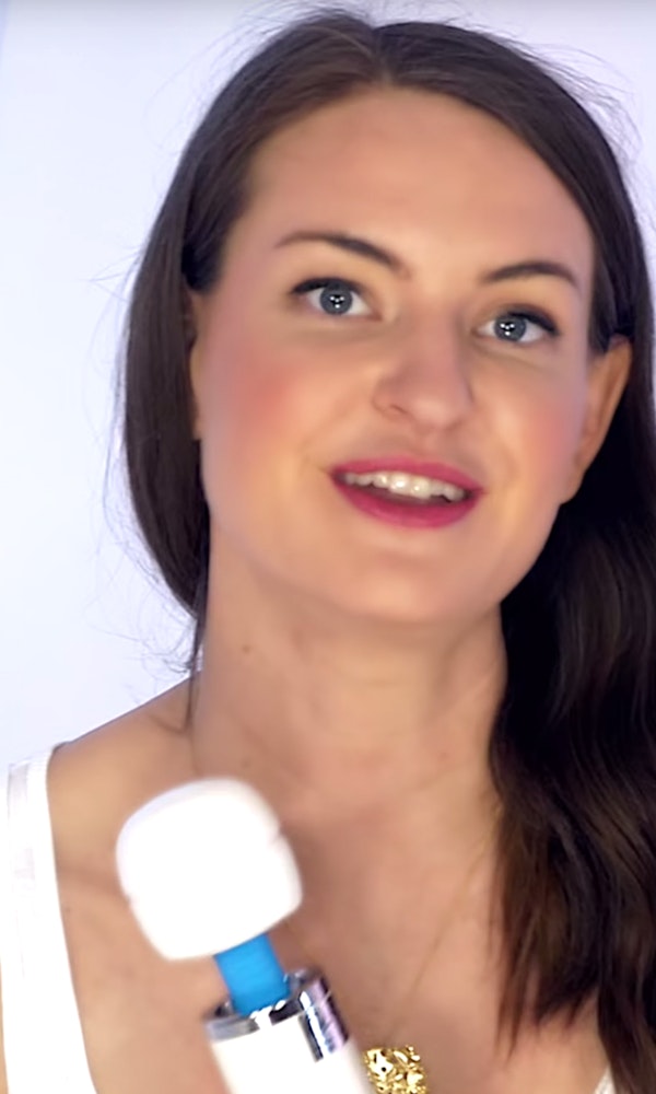 Best porno - Vibrator for the first Sexy romantic threesome
